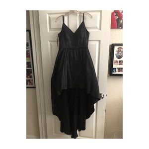 B. Darling high to low dress
